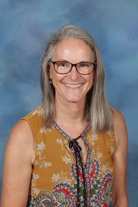 Lisa Riales
