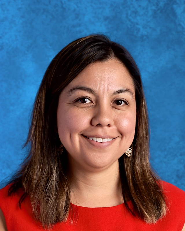 Yvette Hernandez