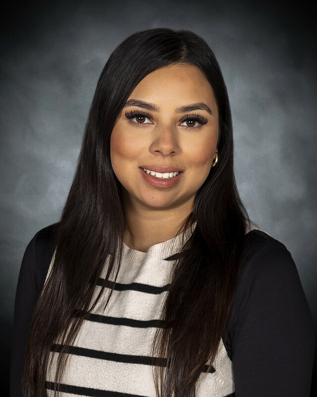 Yajayra Flores
