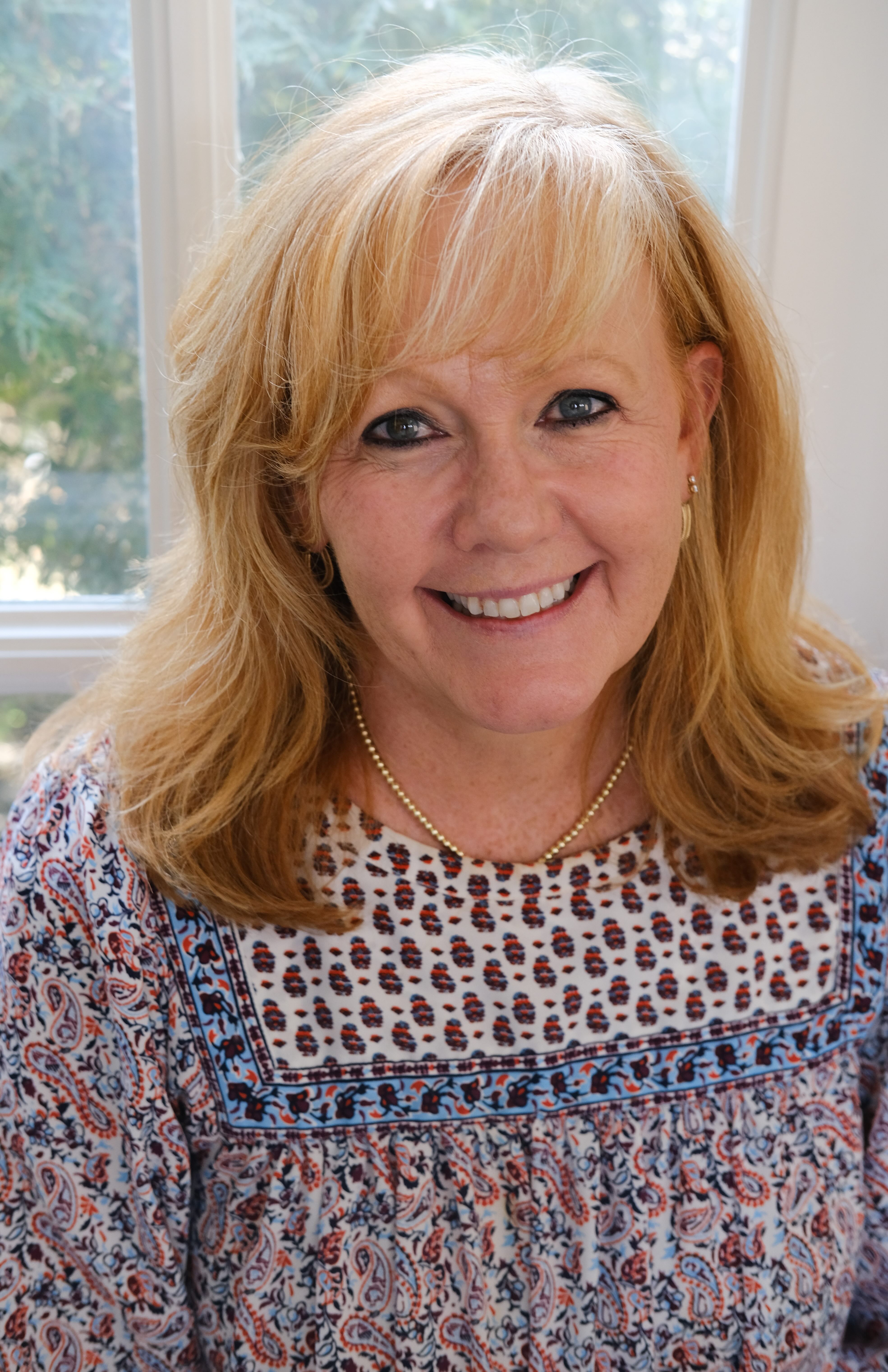 Leslie Hollowell