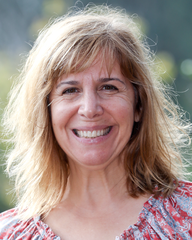 Elena Dunn